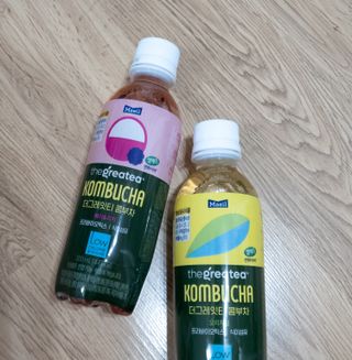 더그레잇티 콤부차 [매일유업] 더그레잇티 44kcal 콤부차 300ml *12개입 (오리지널 6개+베리리치 6개) — 5점을 준 리뷰어가 2023년 7월 올린 사용 사진