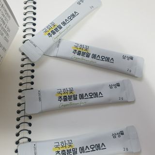 체인미 국화꽃 추출분말 에스오에스 곡류효소 과일채소 17종 혼합 분말 스틱 — 4점을 준 리뷰어가 2021년 12월 올린 사용 사진