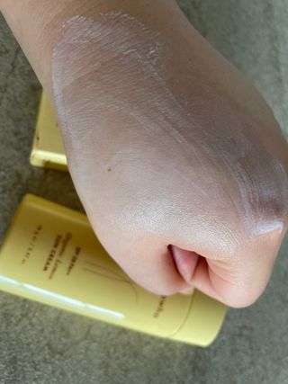 스킨큐어 산다화 유기농 레몬썬크림 — 5점을 준 리뷰어가 2021년 9월 올린 사용 사진