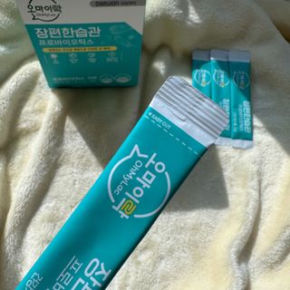 [유산균] 오마이락 장편한습관 프로바이오틱스 30P — 5점을 준 리뷰어가 2022년 11월 올린 사용 사진