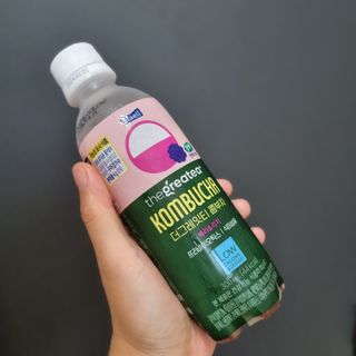 더그레잇티 콤부차 [매일유업] 더그레잇티 44kcal 콤부차 300ml *12개입 (오리지널 6개+베리리치 6개) — 5점을 준 리뷰어가 2023년 7월 올린 사용 사진
