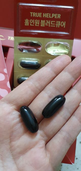 트루헬퍼 홀인원 블러드큐어 혈행+혈압+콜레스테롤 한번에 1박스 1개월 — 5점을 준 리뷰어가 2023년 2월 올린 사용 사진