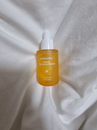 체르엠 스템앤셀 비타민 브라이트닝 에센스 30ml 1개 — 5점을 준 리뷰어가 2021년 12월 올린 사용 사진