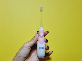 [오라덴스] 99.9 항균 칫솔모_키즈 진동칫솔 2,3단계 중 택 1 — 5점을 준 리뷰어가 2021년 7월 올린 사용 사진
