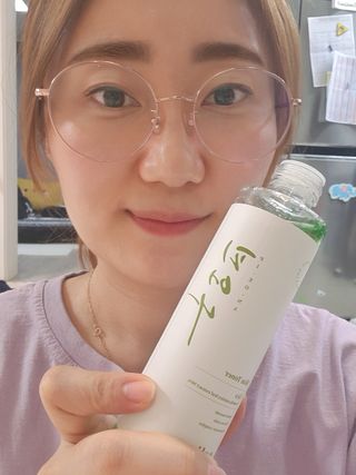 에클리스 피어나 스킨토너 — 5점을 준 리뷰어가 2022년 1월 올린 사용 사진
