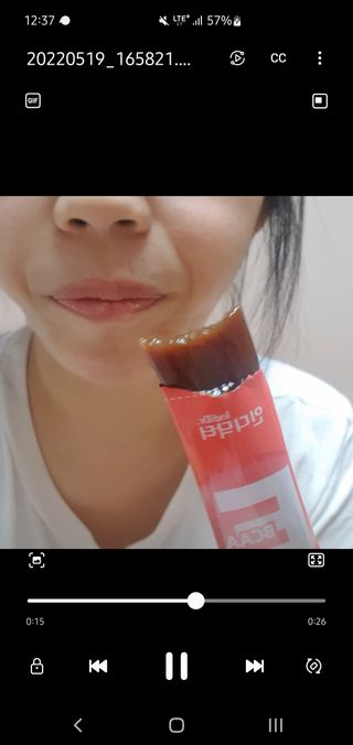 [인디닥터] 타이탄 BCAA 프로틴 젤리스틱 — 4.5점을 준 리뷰어가 2022년 5월 올린 사용 사진