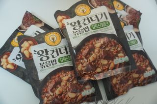 한성기업 무볼레 왕건더기 볶음밥 갈릭스테이크 — 4점을 준 리뷰어가 2021년 10월 올린 사용 사진