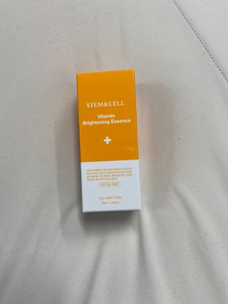 체르엠 스템앤셀 비타민 브라이트닝 에센스 30ml 1개 — 5점을 준 리뷰어가 2021년 9월 올린 사용 사진