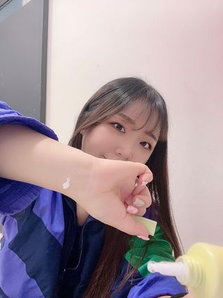 아이레시피 마일드시카 브라이트닝 업 선스크린 SPF50+ PA++++ — 5점을 준 리뷰어가 2023년 6월 올린 사용 사진