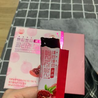 헬스업_쁘띠쁘띠석류콜라겐젤리_20g x 14포 — 5점을 준 리뷰어가 2020년 12월 올린 사용 사진