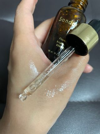 스킨큐어 산다화 비타민c 화이트닝 에센스 30ml — 5점을 준 리뷰어가 2023년 7월 올린 사용 사진
