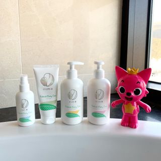 mom e 맘이 내추럴 베이비 케어 크림+바디오일 — 5점을 준 리뷰어가 2021년 1월 올린 사용 사진