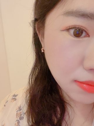 [골드앤디어] 14K 사선 큐빅 원터치 귀걸이_3color — 4점을 준 리뷰어가 2021년 6월 올린 사용 사진