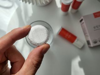 [슬림드랍 석류맛] 건기식 다이어트 보조제 겸 비타민 — 5점을 준 리뷰어가 2022년 2월 올린 사용 사진