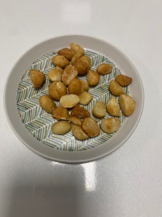 도이퉁 마카다미아 넛 90g  로얄 마카넛 오리지널 쏠트 허니 — 5점을 준 리뷰어가 2021년 9월 올린 사용 사진
