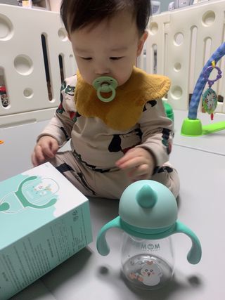 유비맘 트라이탄 코니빨대컵_컬러 랜덤 발송 — 5점을 준 리뷰어가 2021년 1월 올린 사용 사진