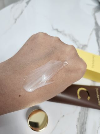 산다화 비타민C 화이트닝 크림 — 5점을 준 리뷰어가 2023년 5월 올린 사용 사진
