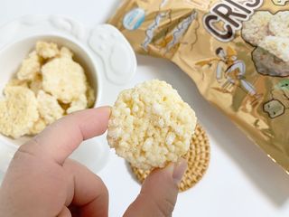 미즈꼬레아 치즈맛 누룽지크리스피 — 5점을 준 리뷰어가 2022년 3월 올린 사용 사진