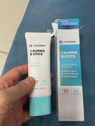 리더스코스메틱 리더스 카밍 바이오틱스 선 에센스 SPF 50+ PA++++ — 5점을 준 리뷰어가 2022년 8월 올린 사용 사진