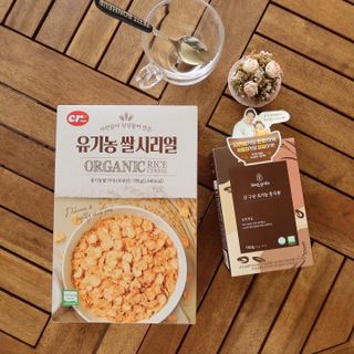 씨알푸드 유기농 쌀 시리얼 390g + 갓 구운 유기농 발아통곡물 150g — 5점을 준 리뷰어가 2022년 1월 올린 사용 사진