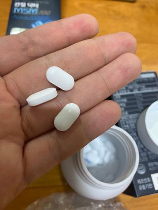 체인미 관절 및 연골건강에 도움을 줄수있는 관절닥터 MSM100 — 5점을 준 리뷰어가 2021년 11월 올린 사용 사진
