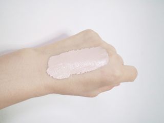 아이앤립 / EYENLIP 아이앤립 루센트 비비크림 2 Color — 5점을 준 리뷰어가 2021년 6월 올린 사용 사진