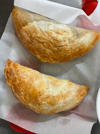 디케이식품(주) 화이트라구 엠빠나다 — 5점을 준 리뷰어가 2023년 2월 올린 사용 사진