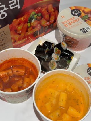 프리 [요리궁리] 타입 B (매콤,치즈,매콤까르보) 꽃떡볶이 6개입 세트 — 5점을 준 리뷰어가 2024년 12월 올린 사용 사진