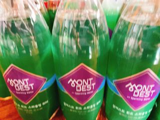 몽베스트 Montbest with Sparkling water Plain 20병 — 5점을 준 리뷰어가 2021년 11월 올린 사용 사진