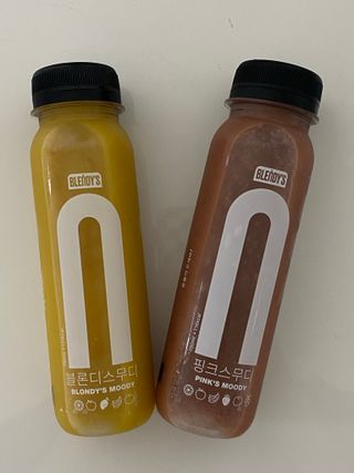 BLENDY'S 핑크 스무디+블론디 스무디 — 5점을 준 리뷰어가 2021년 10월 올린 사용 사진