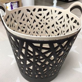 올맘 빨래바구니 2P 아이보리/브라운/스카이블루 — 5점을 준 리뷰어가 2021년 8월 올린 사용 사진