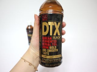 이도 발효한차 디티엑스 블랙 500ml 20병 — 5점을 준 리뷰어가 2021년 8월 올린 사용 사진