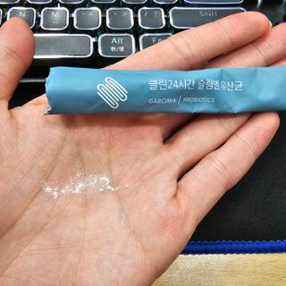 클린24시간 슬림앤유산균 1박스 (3.5g X 15포) — 5점을 준 리뷰어가 2023년 4월 올린 사용 사진