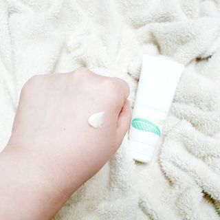 mom e 맘이 내추럴 베이비 케어 크림+바디오일 — 3점을 준 리뷰어가 2021년 1월 올린 사용 사진