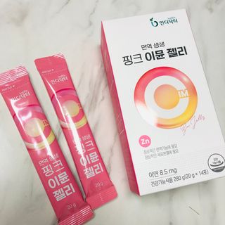 [인디닥터] 면역 생생 핑크 이뮨 젤리 — 5점을 준 리뷰어가 2022년 5월 올린 사용 사진