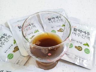 참유원 특허제조 활력 여주진액 여주즙 50포 — 5점을 준 리뷰어가 2022년 3월 올린 사용 사진