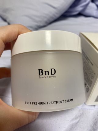 비엔디 2NOW[한글]BnD 바디 주름개선 엉덩이크림 — 1.5점을 준 리뷰어가 2024년 11월 올린 사용 사진