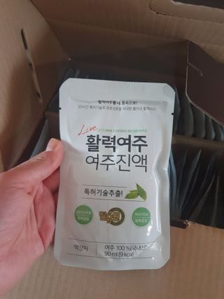 참유원 특허제조 활력 여주진액 여주즙 50포 — 5점을 준 리뷰어가 2022년 1월 올린 사용 사진