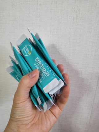 [유산균] 오마이락 장편한습관 프로바이오틱스 30P — 5점을 준 리뷰어가 2022년 12월 올린 사용 사진