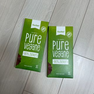 당류2g 자일리톨로 단맛을낸 슈카 퓨어비건 무설탕초콜릿 Xucker vegan 2개입 — 4점을 준 리뷰어가 2021년 4월 올린 사용 사진