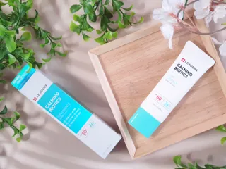 리더스코스메틱 리더스 카밍 바이오틱스 선 에센스 SPF 50+ PA++++ — 5점을 준 리뷰어가 2022년 7월 올린 사용 사진