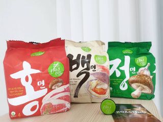 [풀무원] 자연은맛있다 정면, 백면, 홍면  세트 — 5점을 준 리뷰어가 2021년 4월 올린 사용 사진