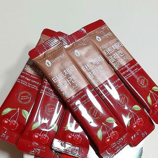 자연에온 가득담은 몽모랑시 타트체리 콜라겐 젤리스틱 — 5점을 준 리뷰어가 2021년 1월 올린 사용 사진