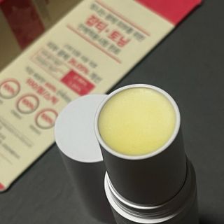 리더스코스메틱 리더스 퍼스트 샷 에센스 스틱 2종 — 4점을 준 리뷰어가 2022년 3월 올린 사용 사진