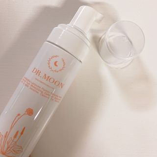 MF프리 [닥터문] 유산균 락토케어 질경초 여성청결제 200ml (폼타입) — 4점을 준 리뷰어가 2022년 7월 올린 사용 사진