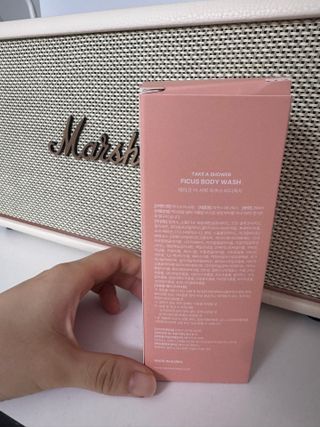 테이크어샤워 [스마트스토어+무배] 피쿠스 바디워시 FICUS BODY WASH 250ML — 5점을 준 리뷰어가 2025년 10월 올린 사용 사진