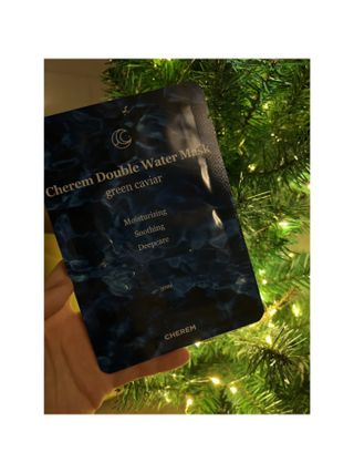 체르엠 그린 케비어 더블워터 마스크팩 5매입  2팩 — 5점을 준 리뷰어가 2021년 12월 올린 사용 사진
