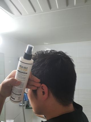 다슈코리아 다슈 포 맨 프리미엄 메가 홀드 슈퍼 스프레이 250ml — 5점을 준 리뷰어가 2021년 6월 올린 사용 사진