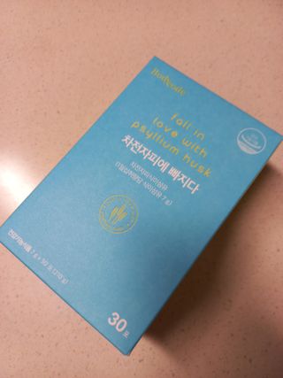 메디포스트 모비타 바디코드 식이섬유 차전자피에 빠지다 30포 — 5점을 준 리뷰어가 2022년 12월 올린 사용 사진
