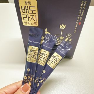 광동생활건강 나우 [광동] 배도라지 쌍화스틱 10mL x 100포 — 5점을 준 리뷰어가 2023년 11월 올린 사용 사진